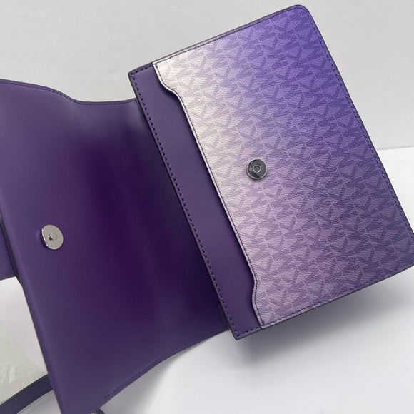 Michael Kors Greenwich Sm Color-Block Sign Logo Flap Crossbody XBODY
Dark Purple - Picture 10 of 16